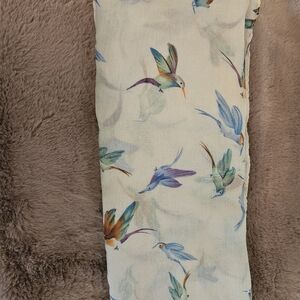 Womens Humingbird Print Scarf